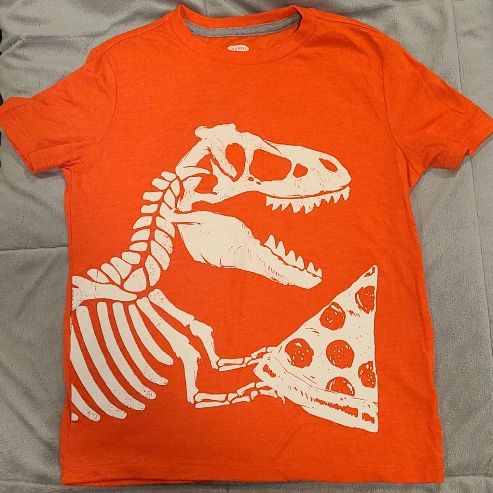 Old Navy orange t-shirt